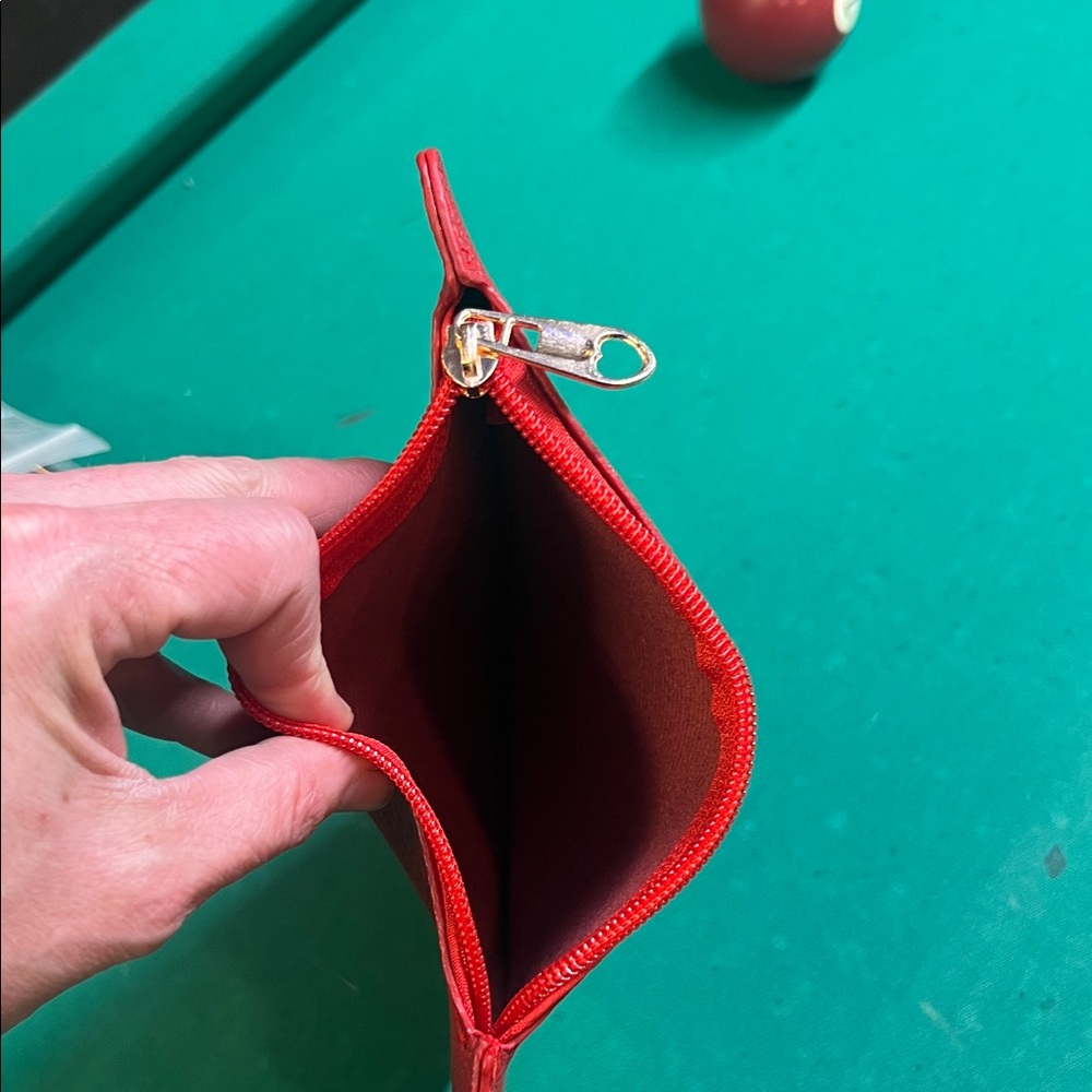 Heart-Shaped Red Clutch - Picture 8 of 8